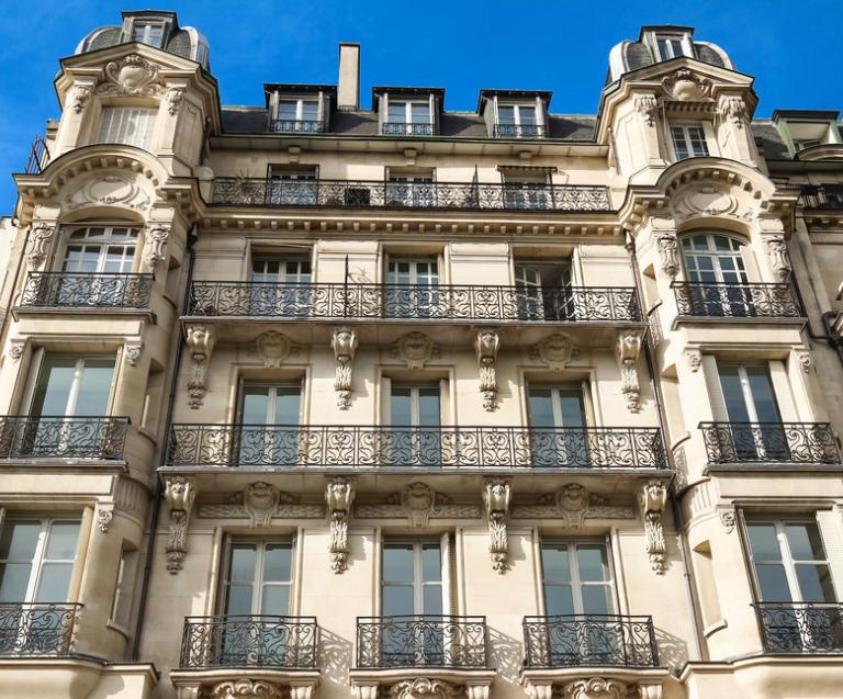Résidence principale plus-value exonérée d’impôt sur la vente d’un bien immobilier haussmannien