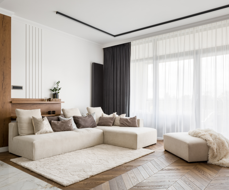 Salon moderne lumineux idéal pour louer un logement