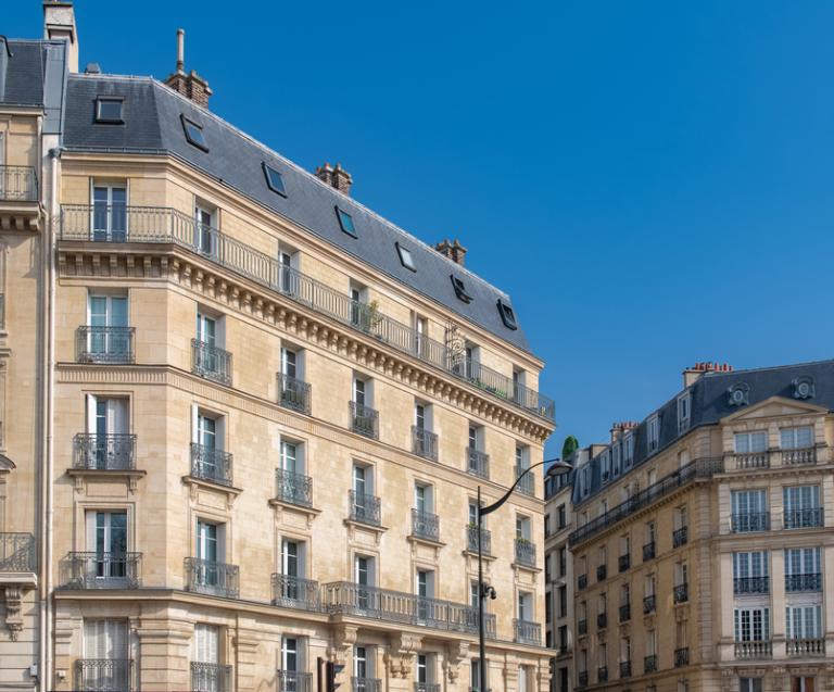 Immeubles haussmanniens illustrant les travaux copropriété obligatoires