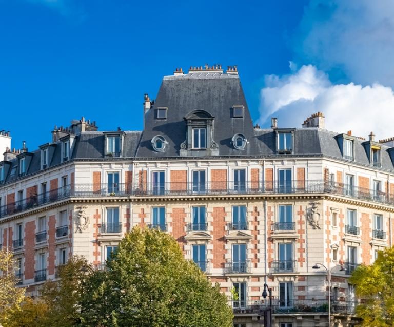 Immeuble haussmannien. nuisances sonores en copropriété