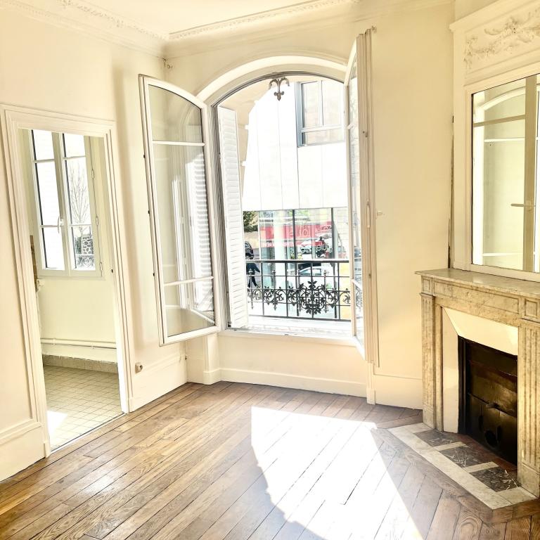 STUDIO 22m2 M°BOUCICAUT