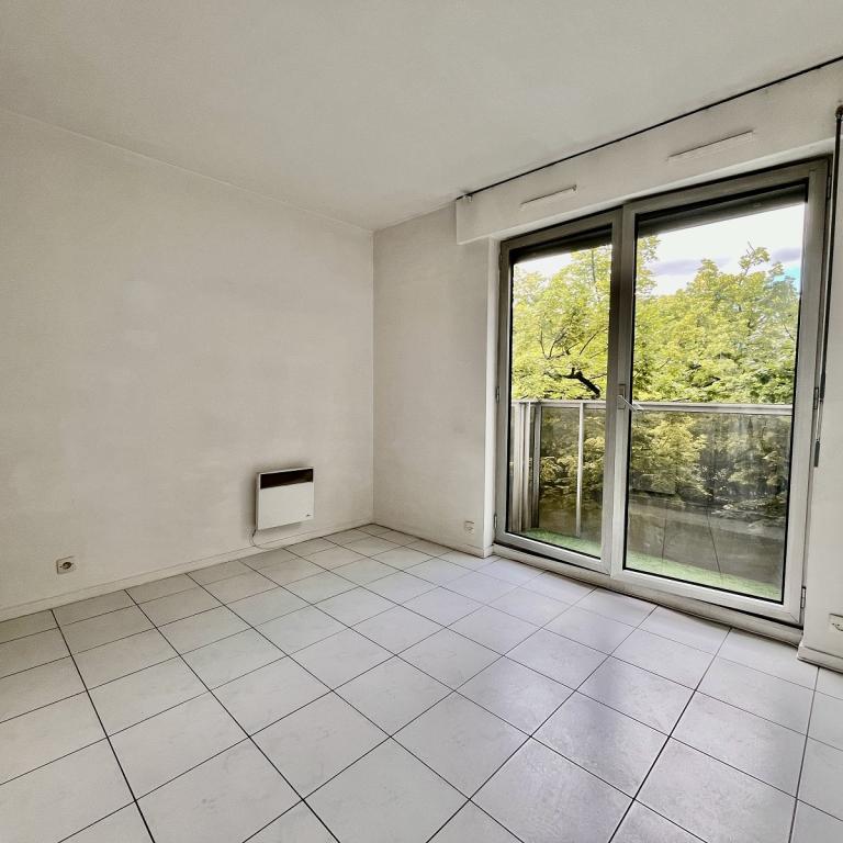  PARIS XIVème Métro Gaité, STUDIO  avec BALCON