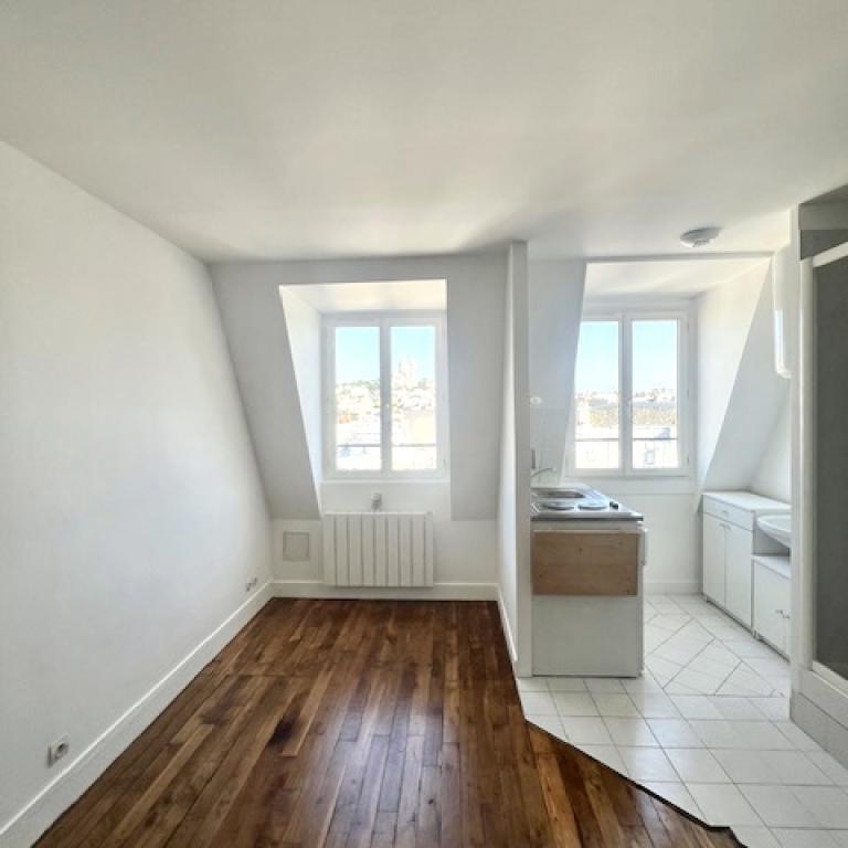 75010 PARIS STUDETTE RUE LAFAYETTE 