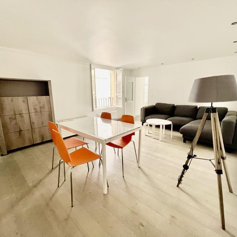 A LOUER EN MEUBLE  2P 56.32m² REFAIT NEUF