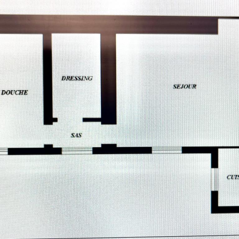 A LOUER EN MEUBLE  2P 56.32m² REFAIT NEUF