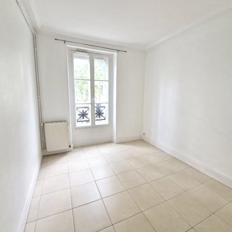 A louer 2 pièces rénové avec place cclichy 