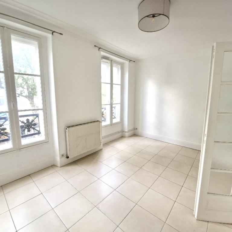 A louer 2 pièces rénové avec place cclichy 