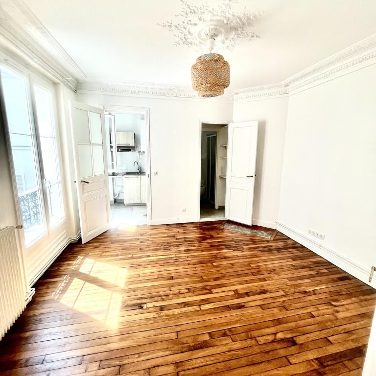 A LOUER 2 PIECES 39,78 m2 M°VAUGIRARD