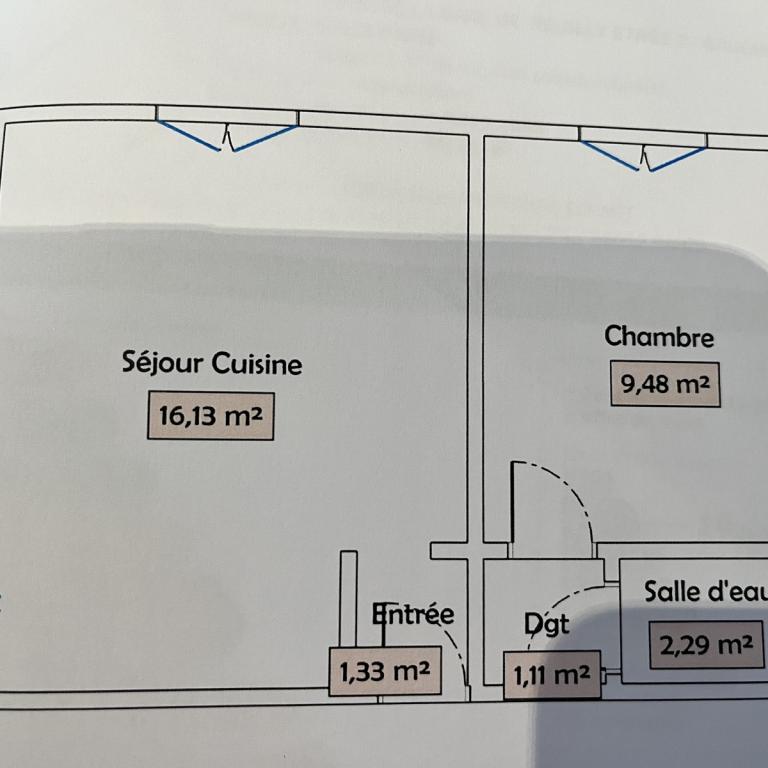 PARIS XIIème, métro Daumesnil, 2 Pièces de 30,24m²