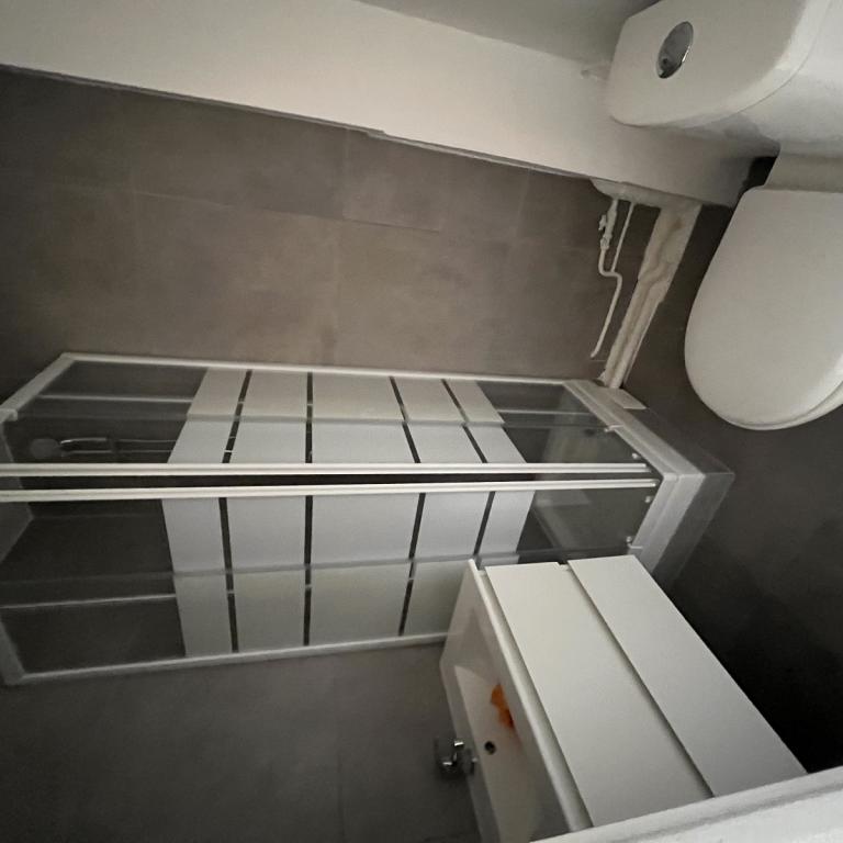 A LOUER 2 PIECES 30m²  93170 BAGNOLET