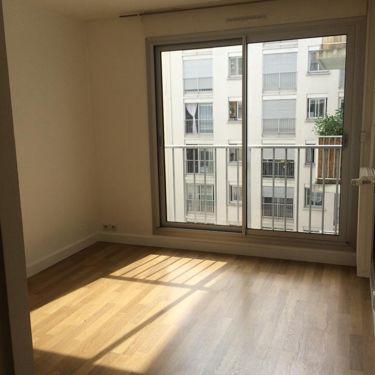 A LOUER  Studio  17.55m² Paris XIIème. BEL AIR