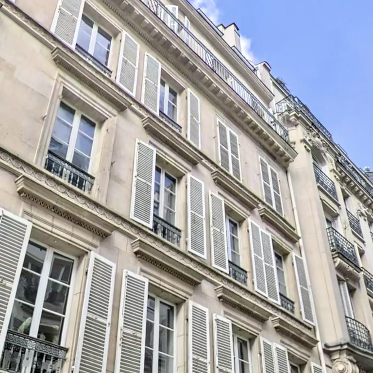 A LOUER 75010 PARIS BONNE NOUVELLE 2Pieces Rénové