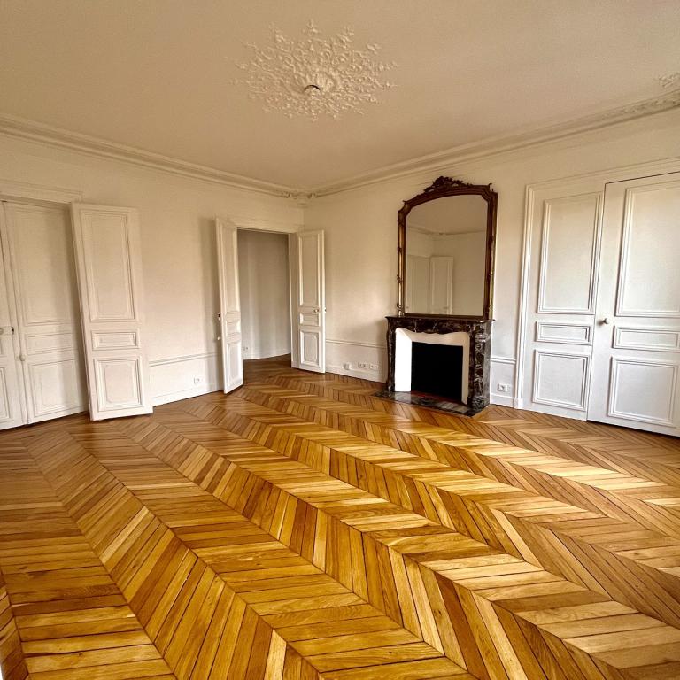  A LOUER 4P  REFAIT NEUF  96.38m²  PARIS Vème 