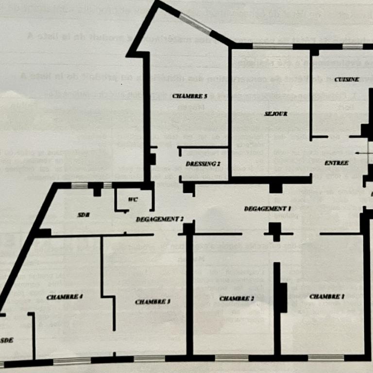 A LOUER PARIS IIème 6 pièces 162m² PLACE DE LA BOURSE 