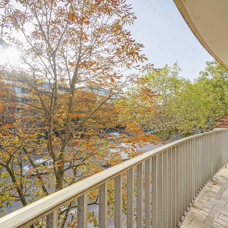 A LOUER 3 PIECES  84m² BALCON PORT ROYAL 