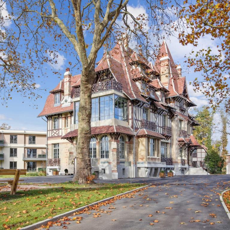 A LOUER 2 PIECES 43m² RESIDENCE SENIOR MANOIR DE RAMBOUILLET 