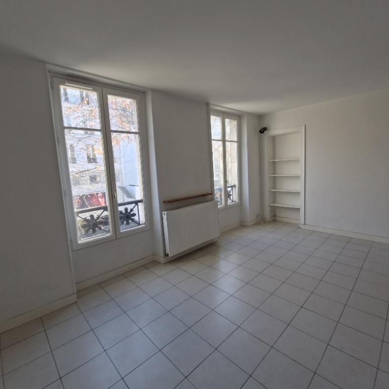 Paris XVIIème, Avenue de Clichy (métro Place Clichy) 2 Pièces de  40,59 m²