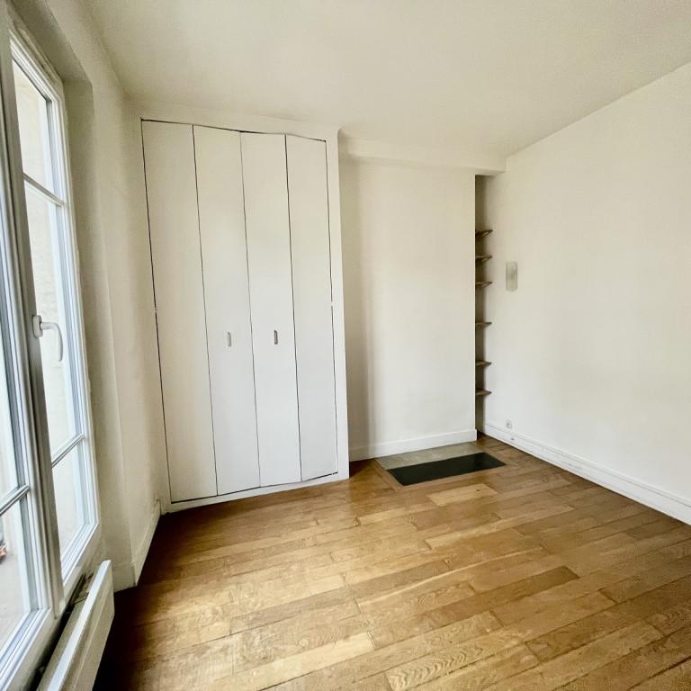 A LOUER   Paris XIème.  2 pièces.  32.80m².