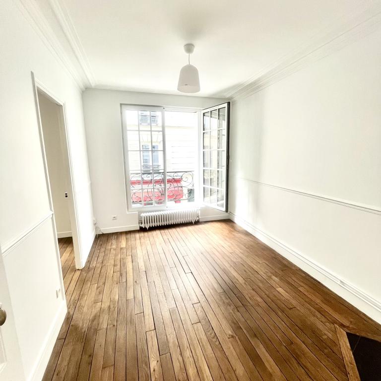 A louer 75007 Paris 2P rénové quartier sèvres Babylone  