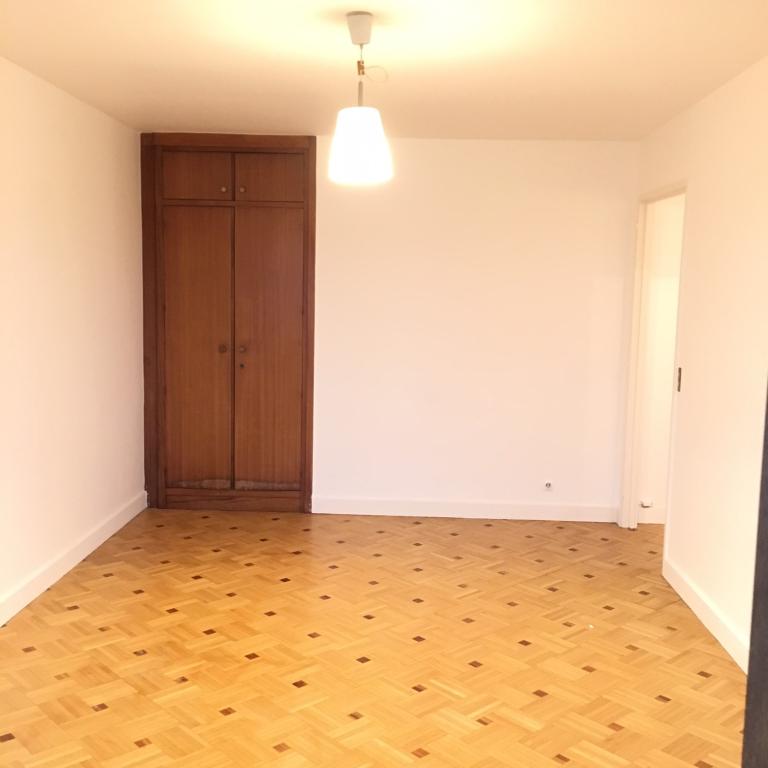 Paris XIIIème  OLYMPIADES , Studio avec Balcon