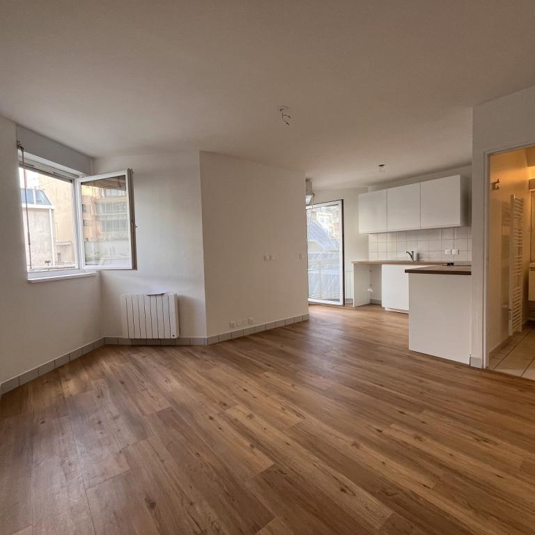 Paris XIXème, Métro Jaurès ou Riquet, Studio de 28m² BALCON ET PARKING