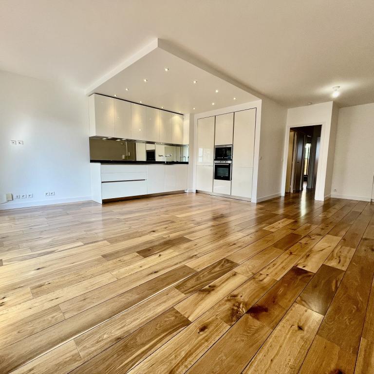 Neuilly sur Seine (92200), Magnifique  3 Pièces avec  Balcon