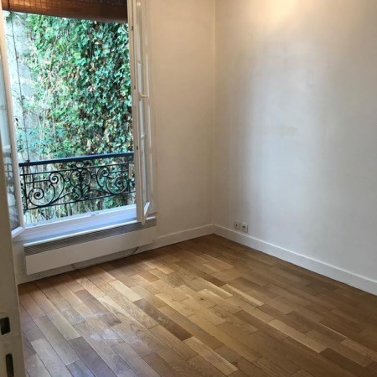  Paris IVème métro Saint Paul, Studio de 23,72m²