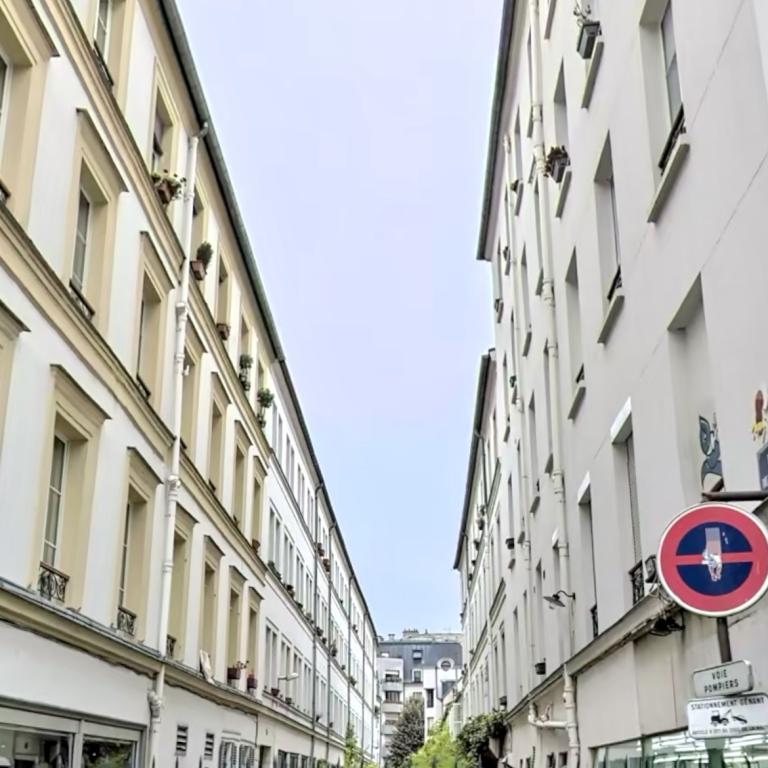 A LOUER 75011 PARIS 2P MENILMONTANT