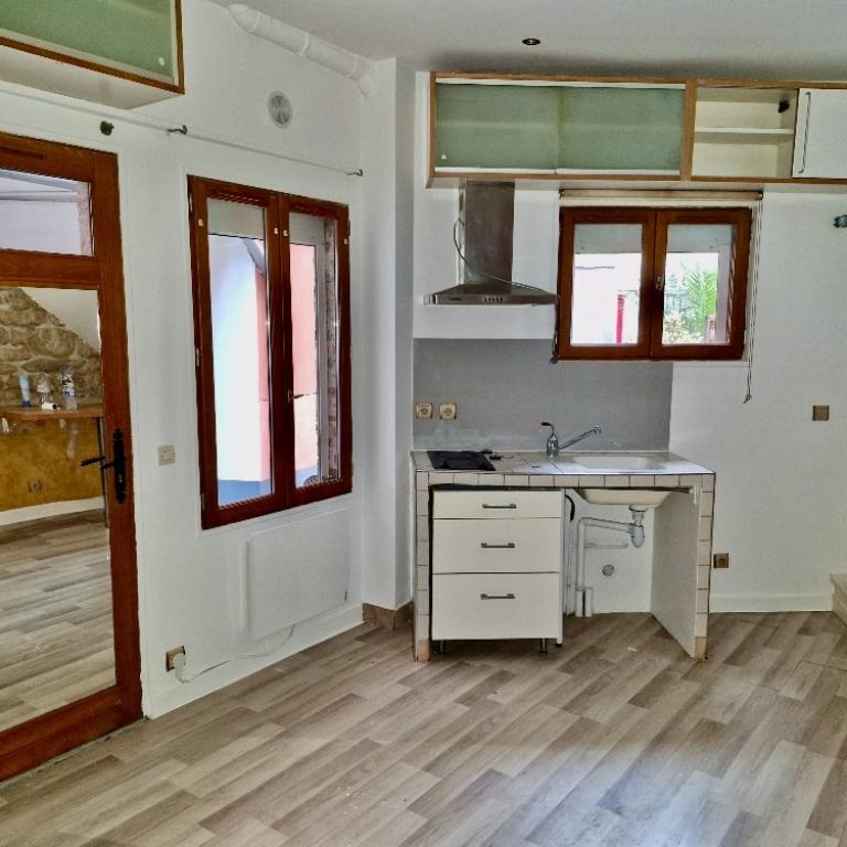 A LOUER STUDIO  EN DUPLEX 30m² AU SOL/ 23.90 m² LOI BOUTIN NANTERRE VILLE