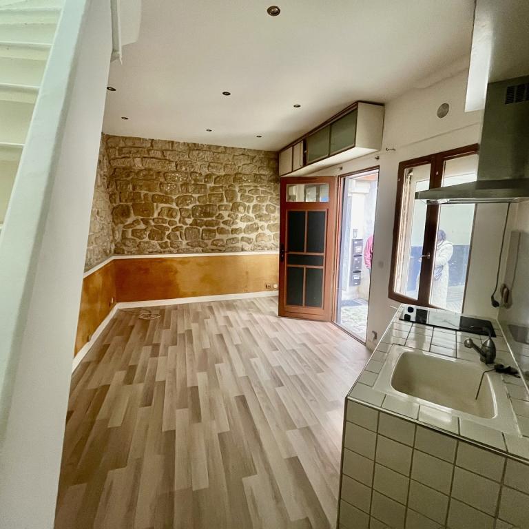 A LOUER STUDIO  EN DUPLEX 30m² AU SOL/ 23.90 m² LOI BOUTIN NANTERRE VILLE