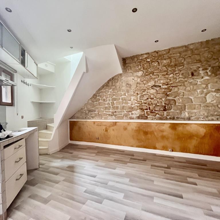 A LOUER STUDIO  EN DUPLEX 30m² AU SOL/ 23.90 m² LOI BOUTIN NANTERRE VILLE