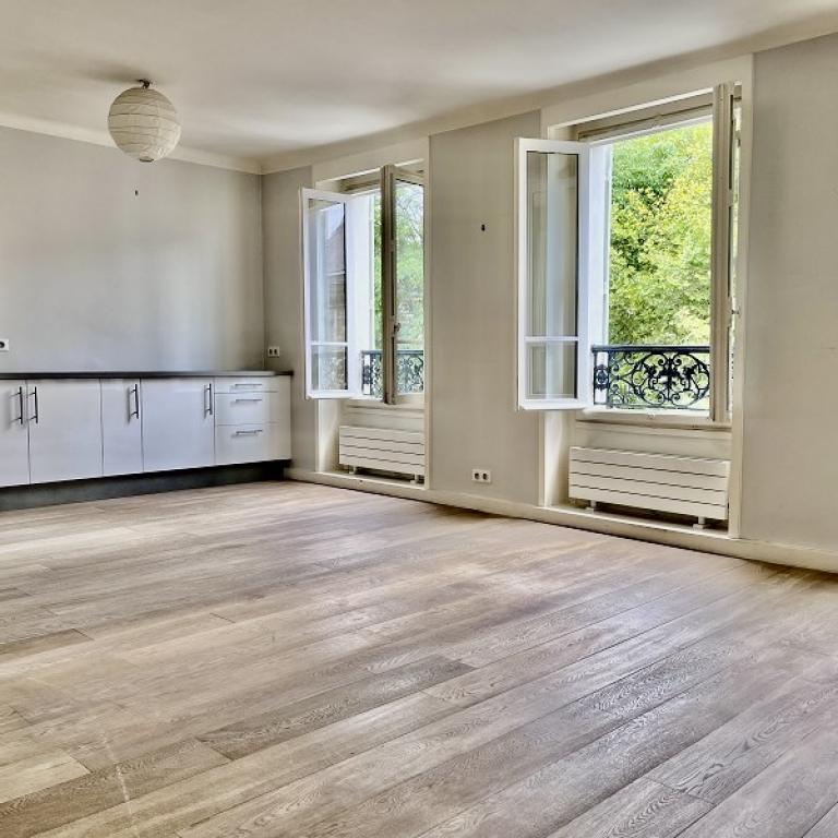 Paris VIème Port Royal, rue d'Assas, Grand 2P 54,21m²