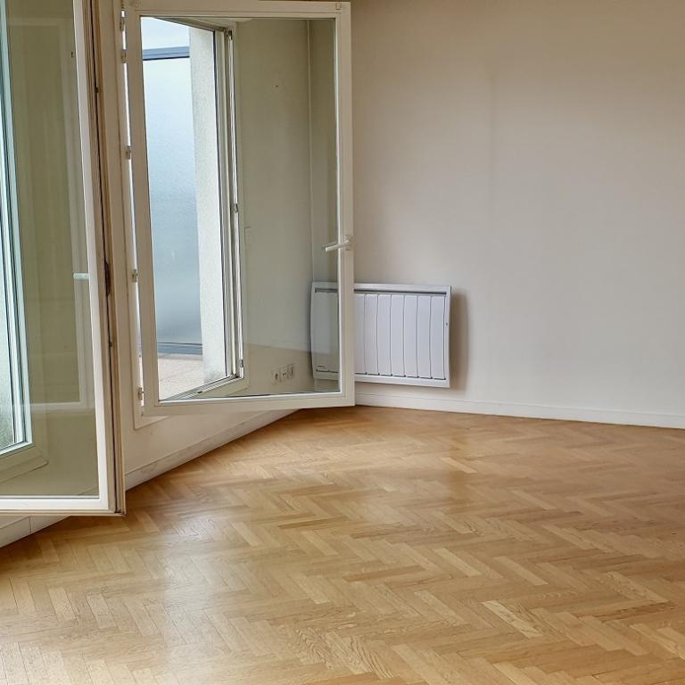 Issy less Moulineaux (Val de Seine) 3 Pieces avec TERRASSES I