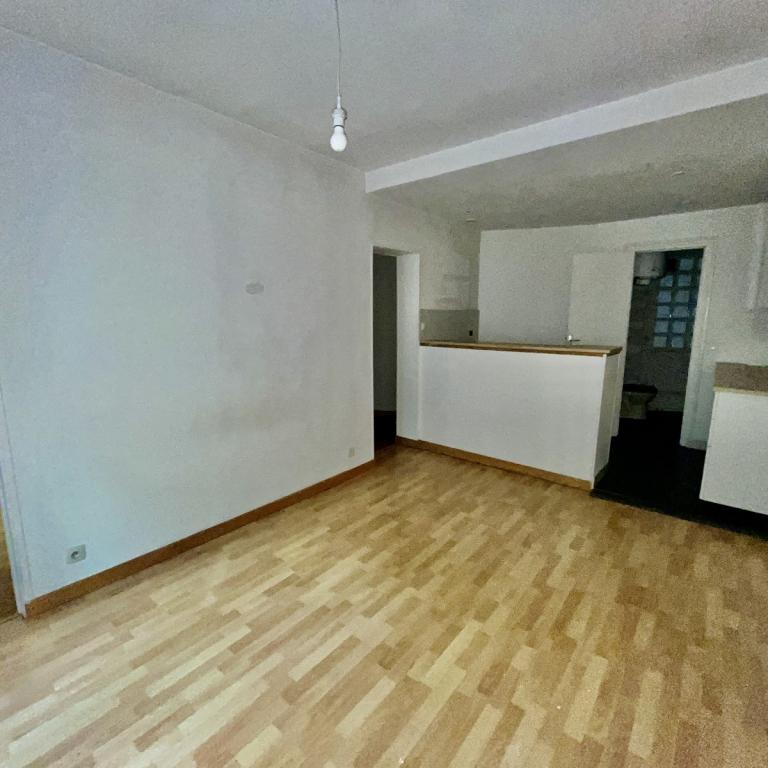 Paris Xième, métro Philippe Auguste, 2 Pièces 35,87 m²