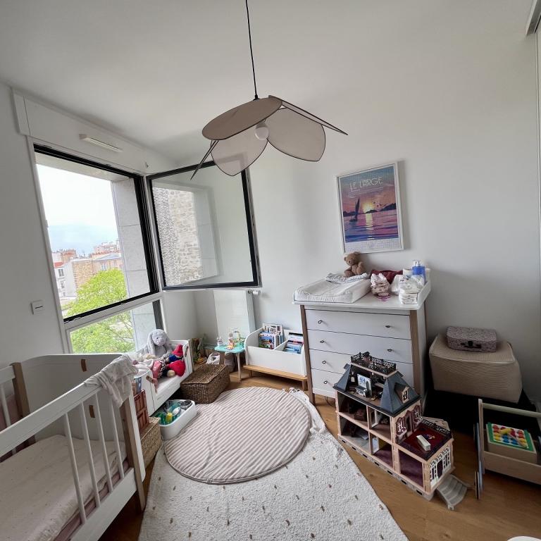A LOUER 3 PIECES 74.39m² avec BALCON. Paris XVème