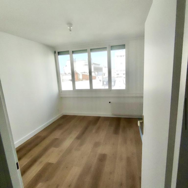 PARIS XIVe  STUDIO PORTE DE VANVES