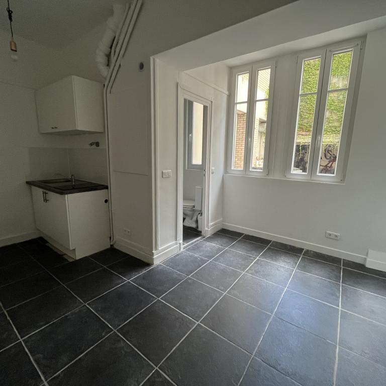 92100 BOULOGNE Pont de St Cloud, Studio de 15,45m²