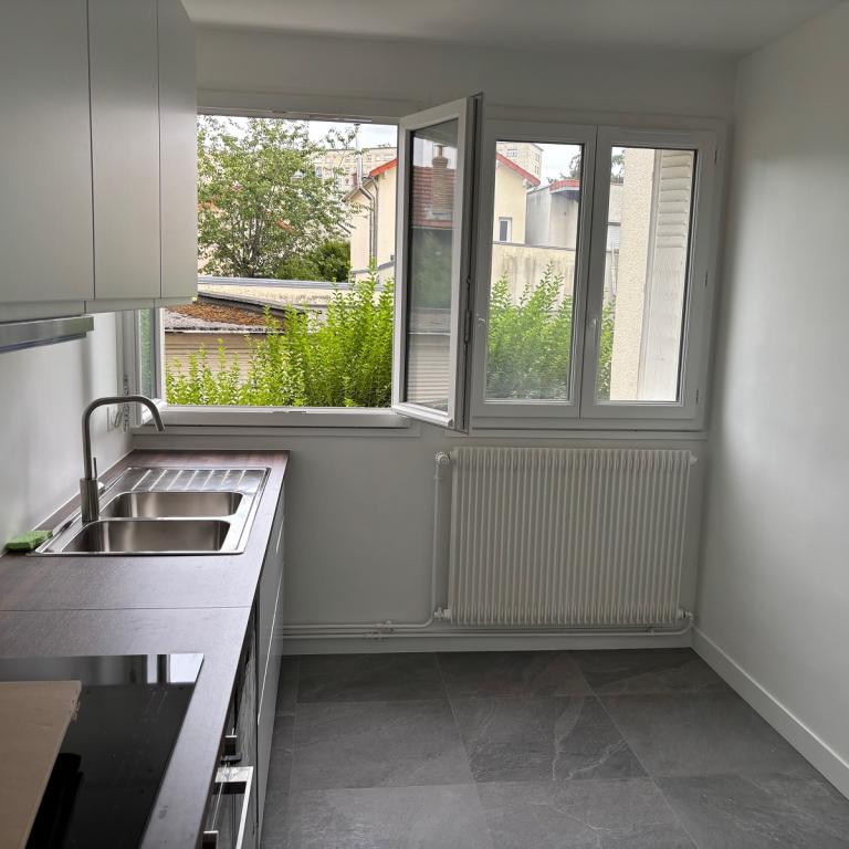 Chatillon (92320, Beau 4 Pièces refait neuf de 76,53m² 