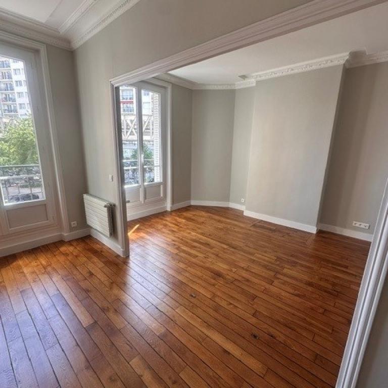 Paris XVème, Métro Bir Hakeim, Grand 3 Pièces de 81,54m²