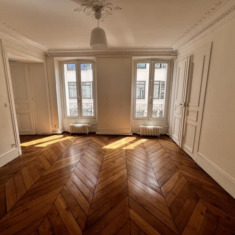 Paris 9ème, Trinité, 3 Pièces de 72,70 m²