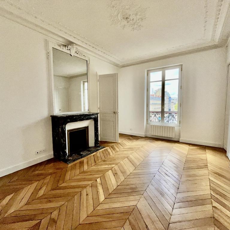 Paris XVIIème, Wagram, 4Pièces de 105,61m²
