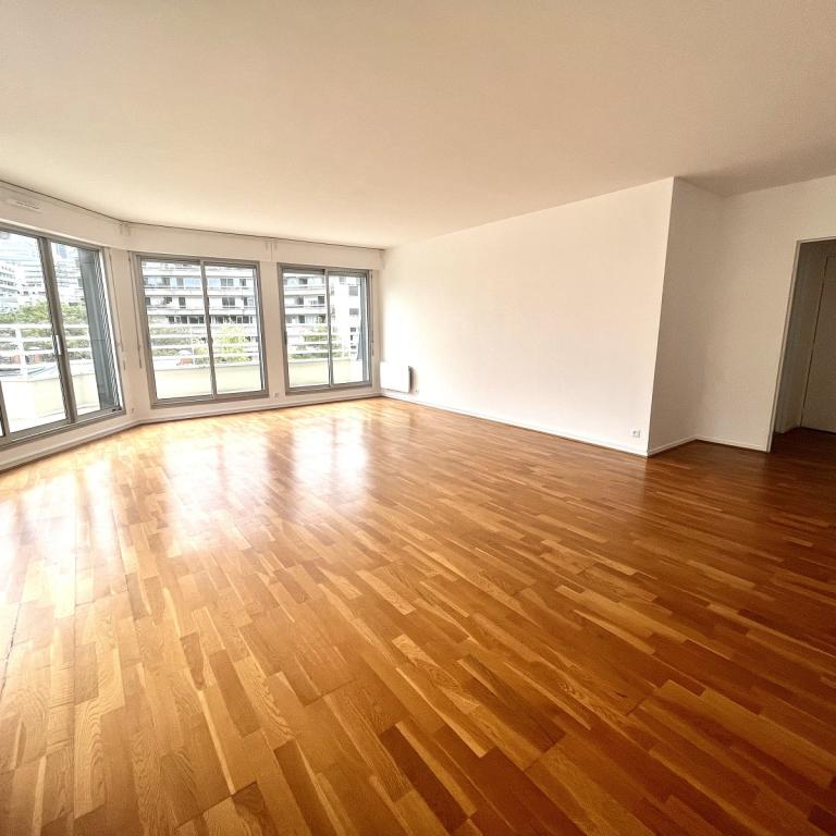 A LOUER 5 Pièces 114,87m² PARIS XVème - BALCONS- PARKING