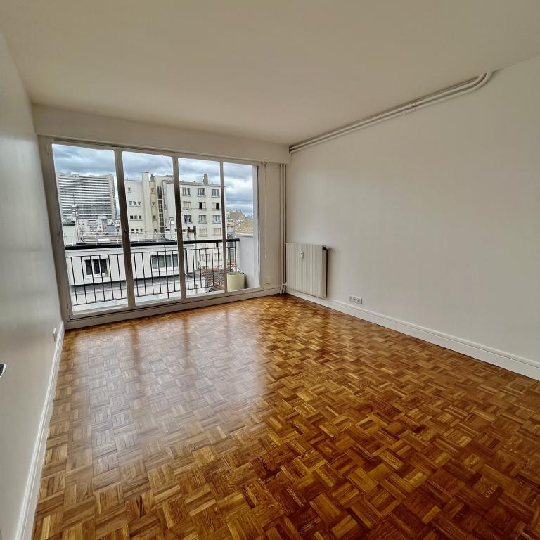 A LOUER 2 PIECES 46.05m² Paris XVème. BEAUGRENELLE