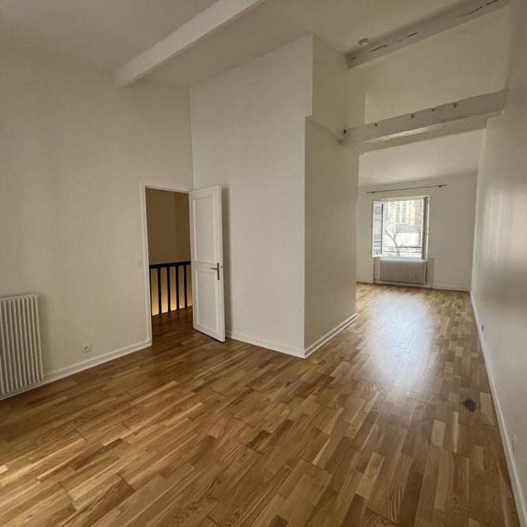 A LOUER 3 PIECES 63.36m² PARIS VIème Sèvres Babylone