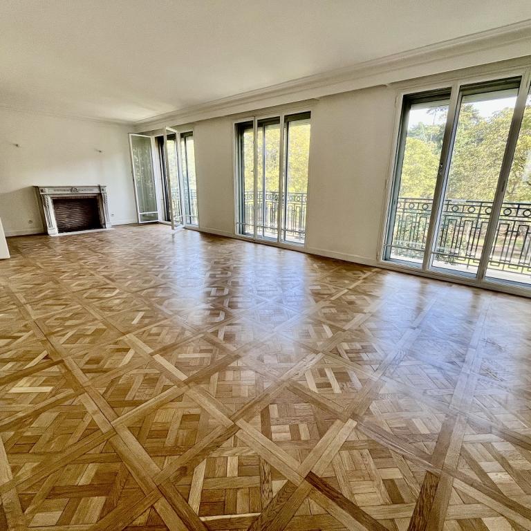 A LOUER 5 PIÈCES 111.55m² avec BALCON CAVE ET PARKING NEUILLY-SUR-SEINE – SAINT-JAMES / BOIS DE BOULOGNE