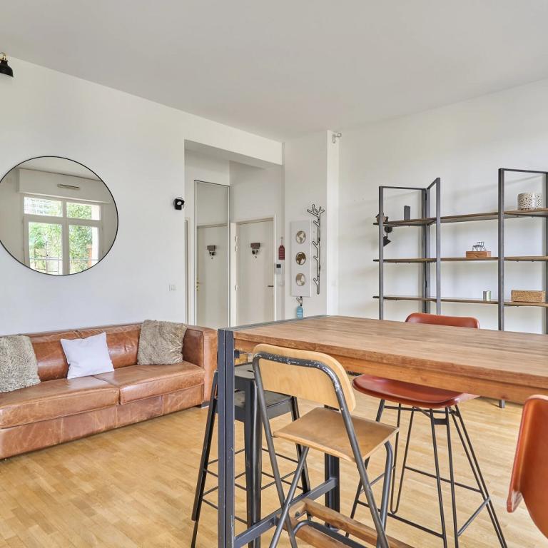 A LOUER 3P MEUBLE PORTE SAINT CLOUD, photo 2