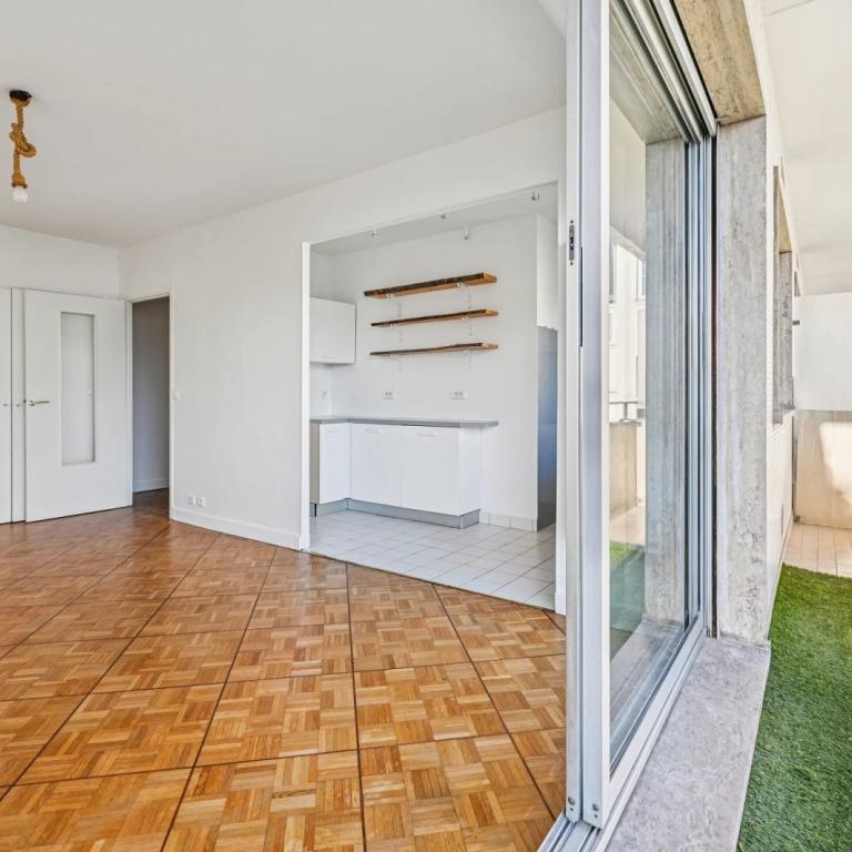 A LOUER 2 PIECES 45m² PARIS XVème  BEAUGRENELLE