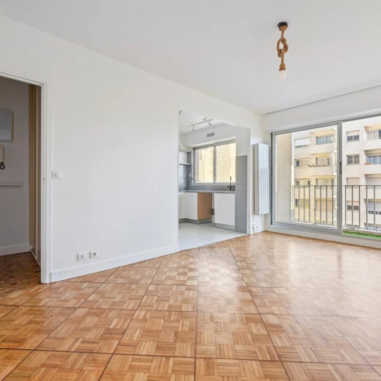 A LOUER 2 PIECES 45m² PARIS XVème  BEAUGRENELLE