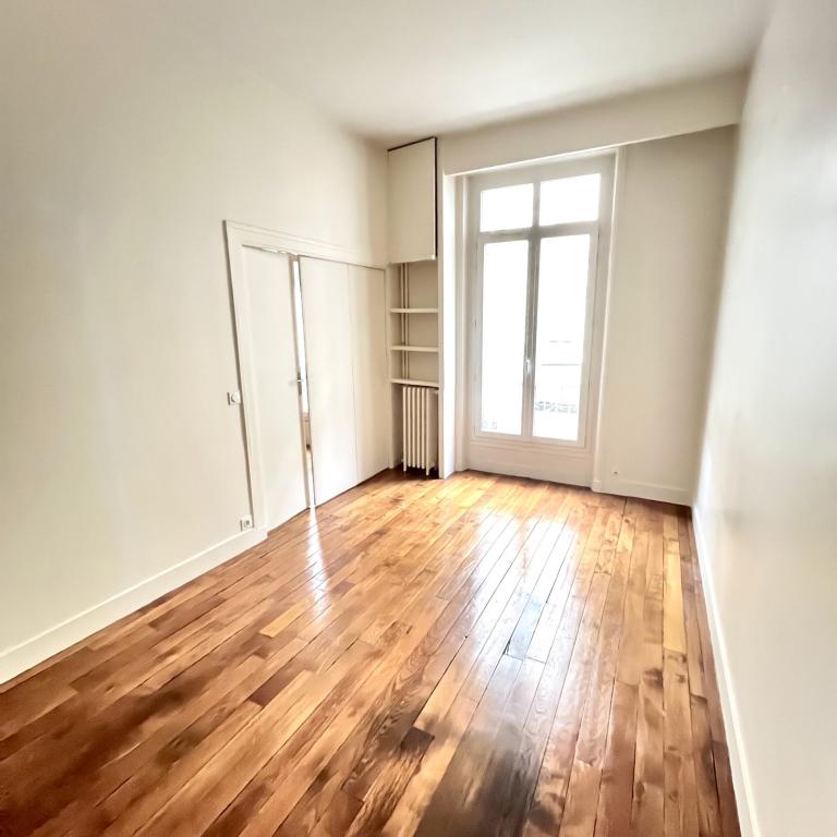 Paris XIIème, Métro Ledru Rollin, Grand 2 pièces de 56,48 m²