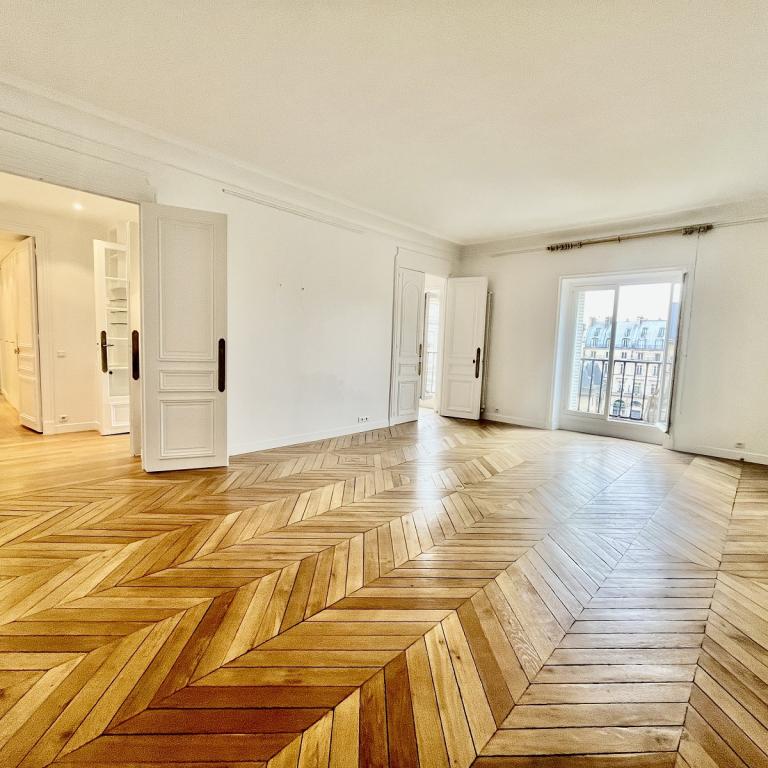 Paris 1er Face Louvre Rivoli Beau 3 Pièces 111,33m²